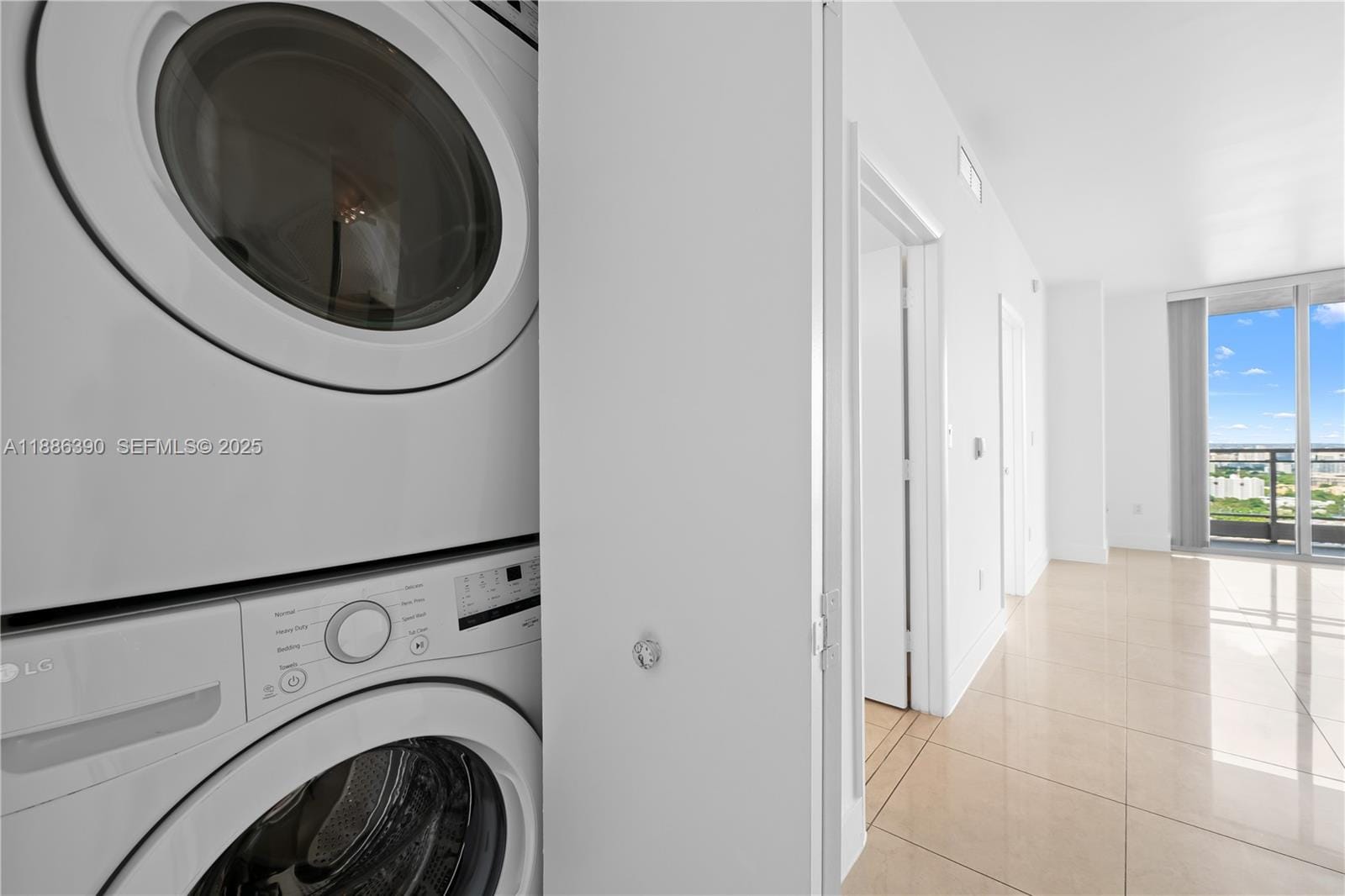 90 SW 3rd Street 3305, Miami, FL 33130 photo 20