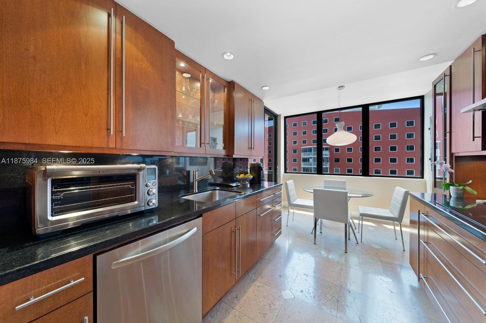 1581 Brickell Avenue 2105, Miami, FL 33129 photo 6