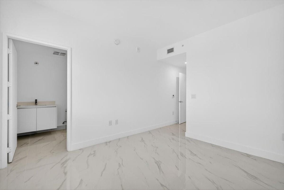 700 NE 24th Street 5202, Miami, FL 33137 photo 15