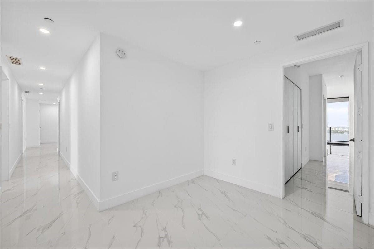 700 NE 24th Street 5202, Miami, FL 33137 photo 16