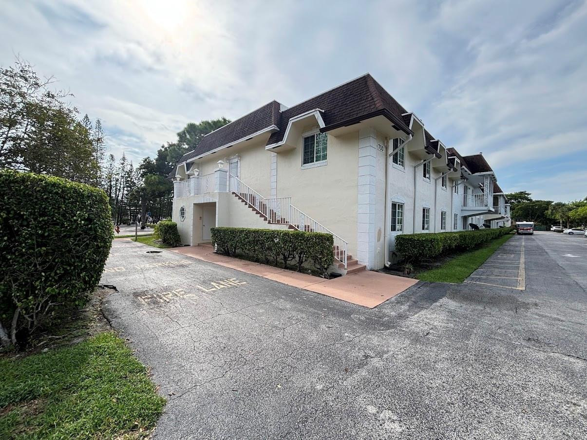 700 SE 2nd Avenue 409, Deerfield Beach, FL 33441, Deerfield Beach