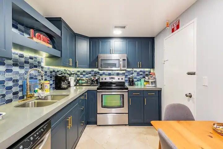 3901 S Ocean Drive 14L — photo 9