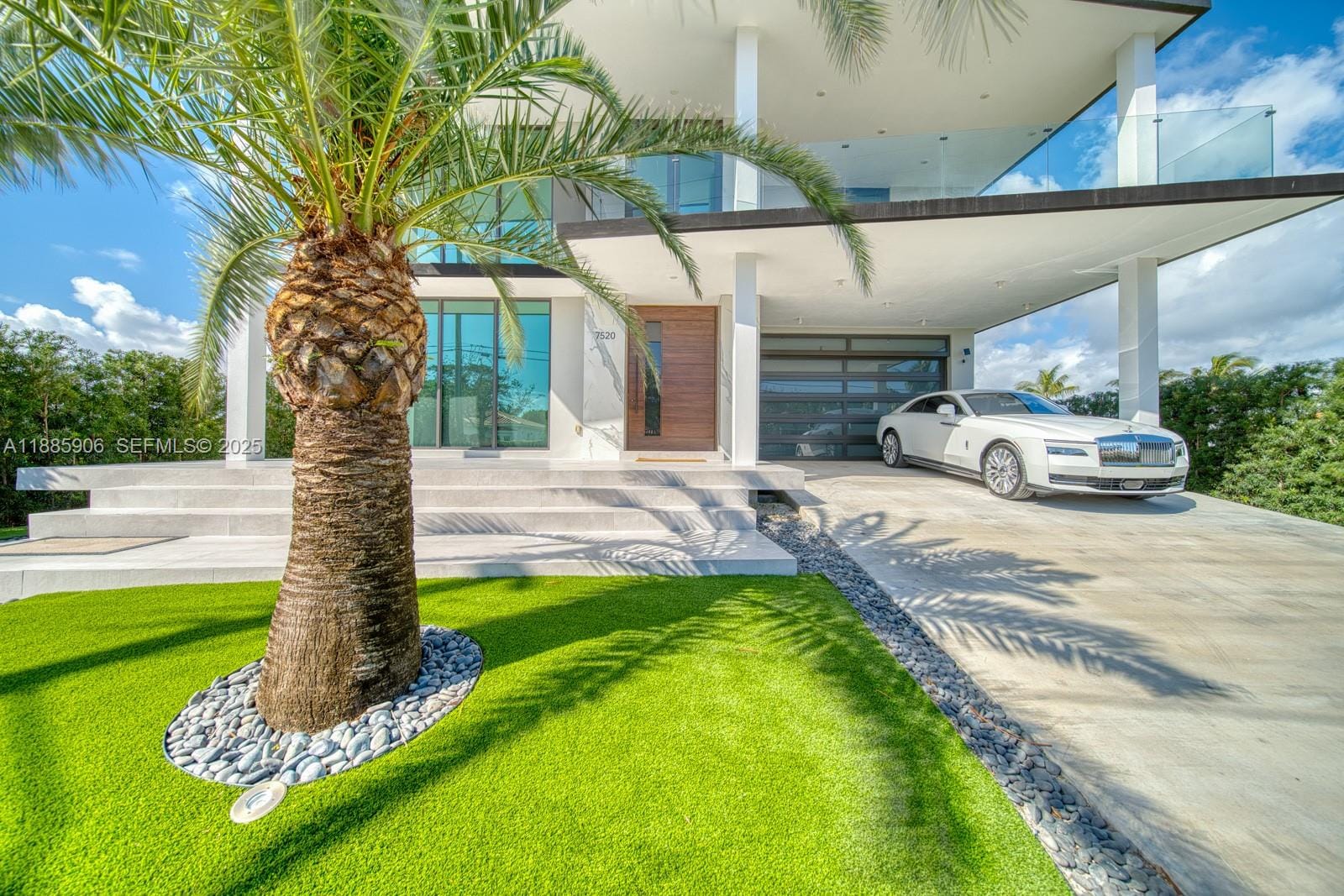 7520 W Treasure Drive, North Bay Village, FL 33141 photo 3