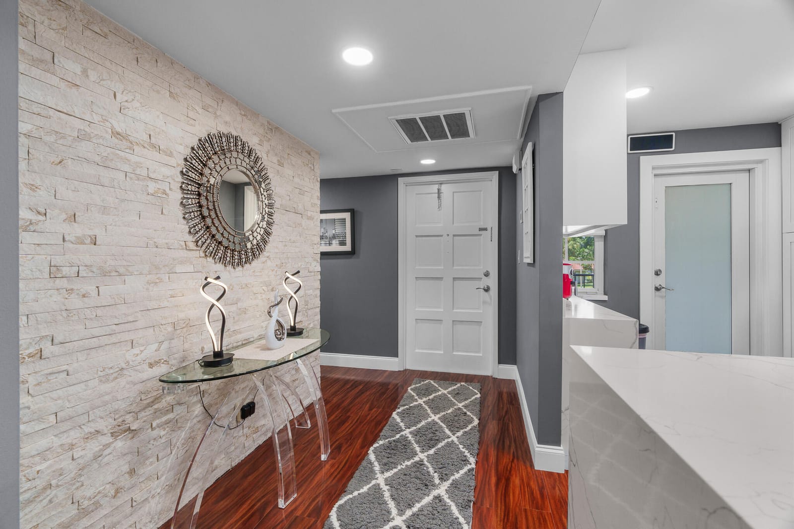 2900 N Palm Aire Drive 203 — photo 11