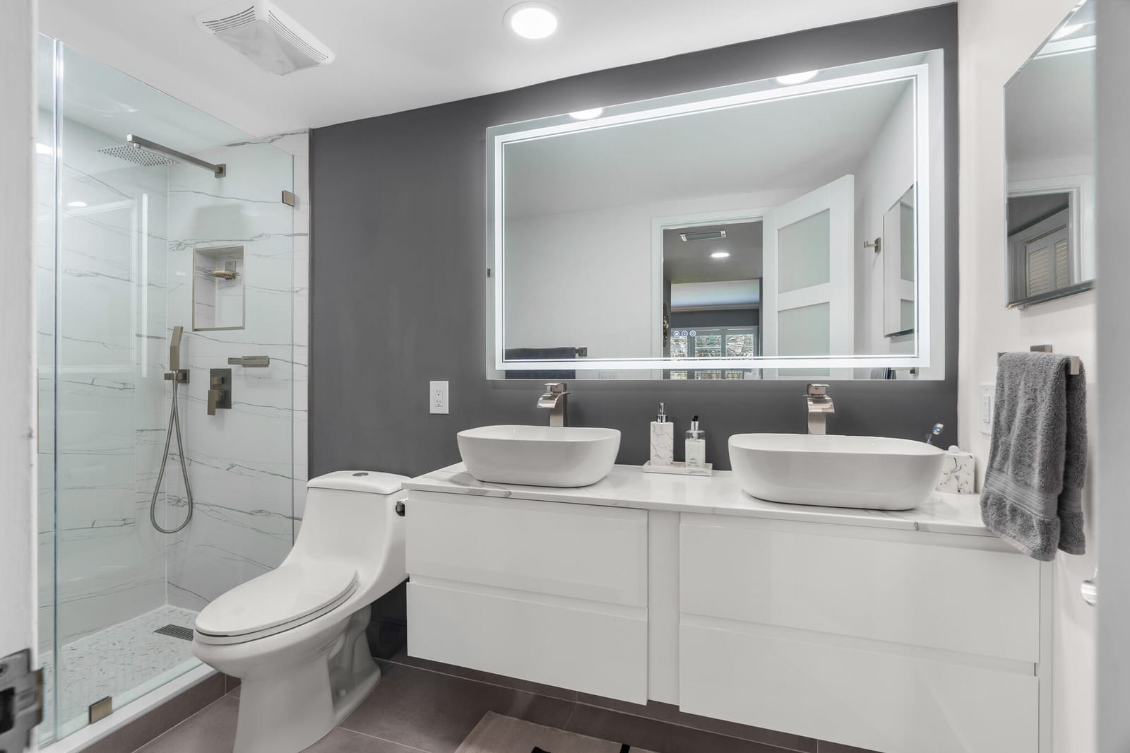 2900 N Palm Aire Drive 203, Pompano Beach, FL 33069 photo 28