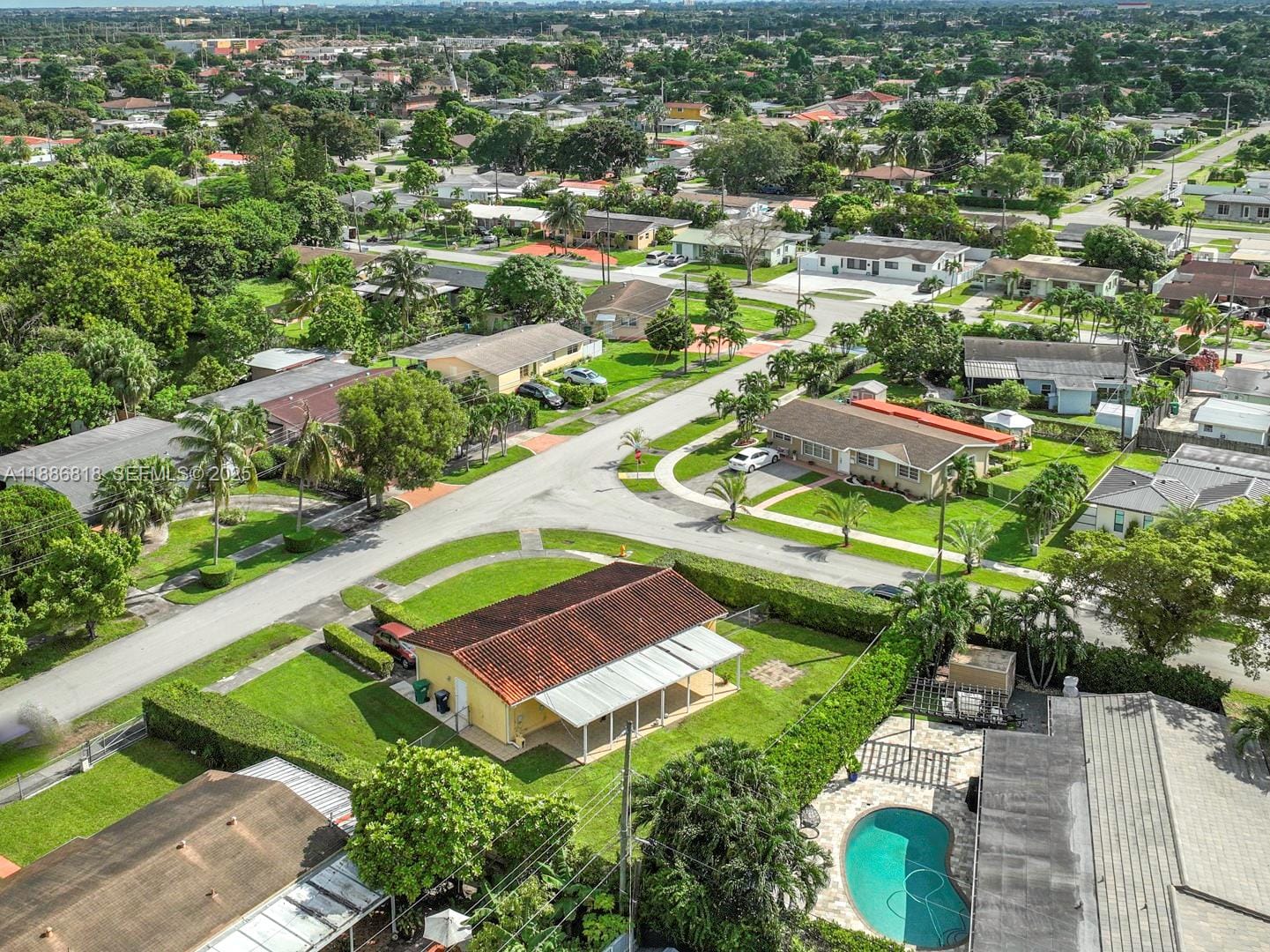 10280 SW 43rd Street, Miami, FL 33165 photo 4