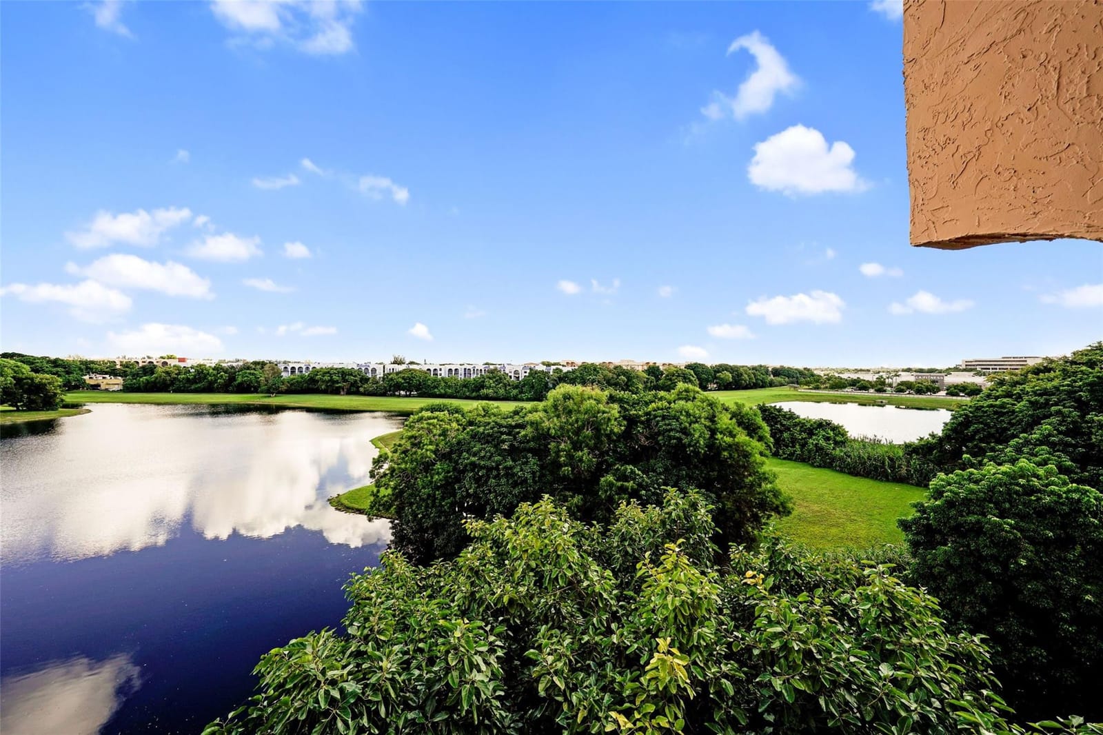 9688 Fontainebleau Boulevard 610, Miami, FL 33172 photo 16