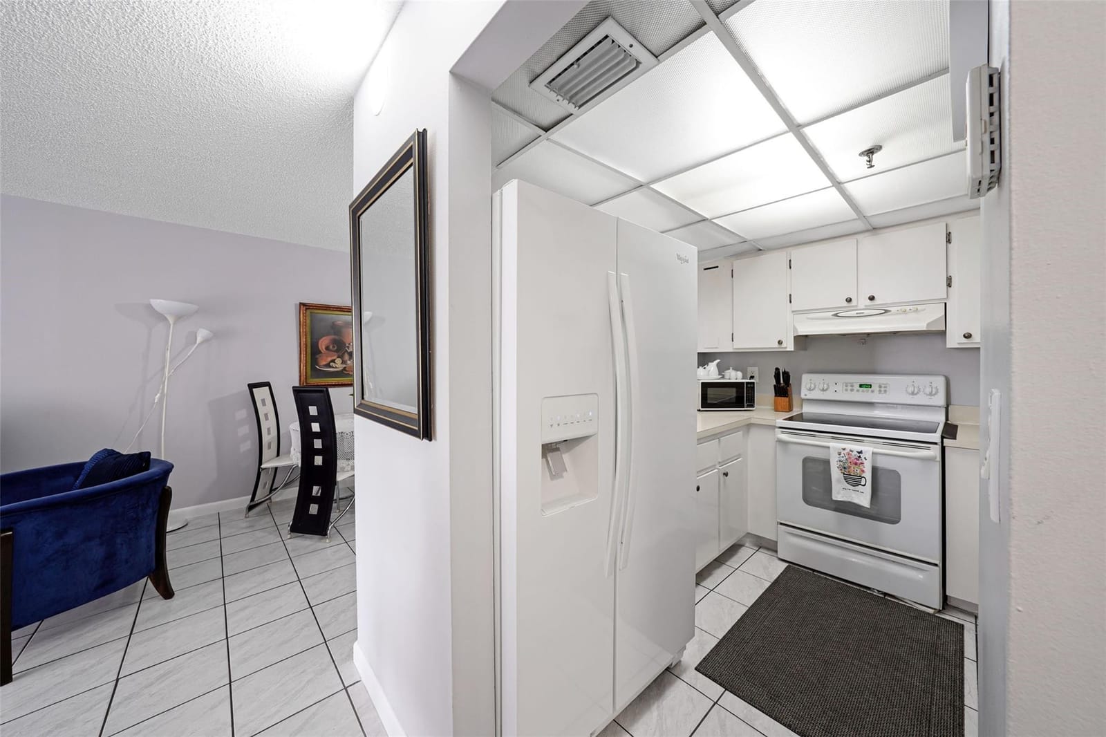 9688 Fontainebleau Boulevard 610, Miami, FL 33172 photo 17