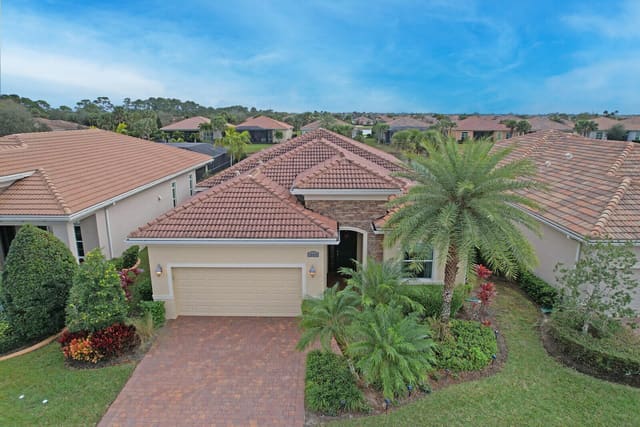 18029 SW Cosenza Way, sold in Verano Pud No 1 Plat No 14, Port St Lucie, FL
