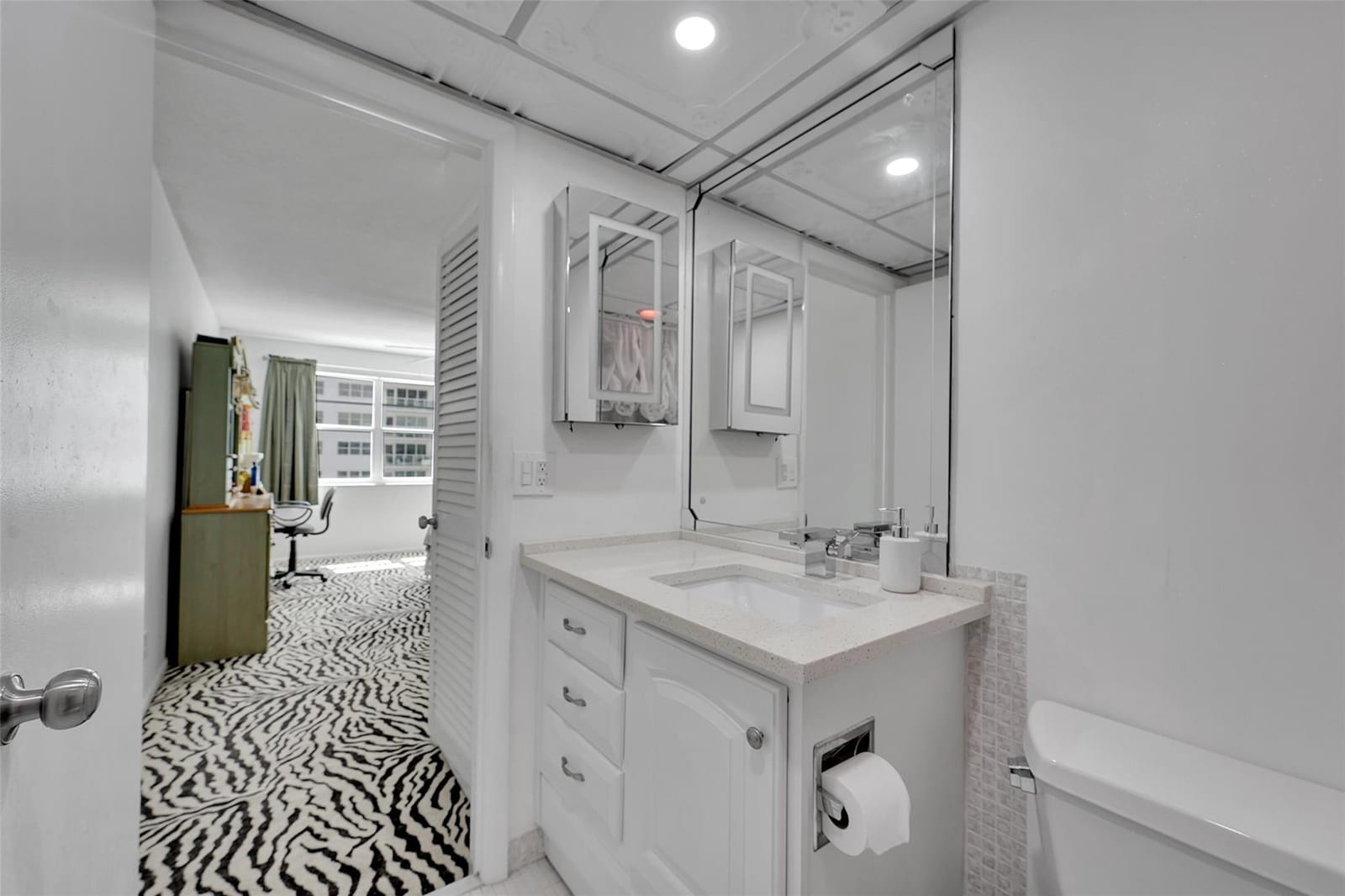 133 N Pompano Beach Boulevard 605, Pompano Beach, FL 33062 photo 21