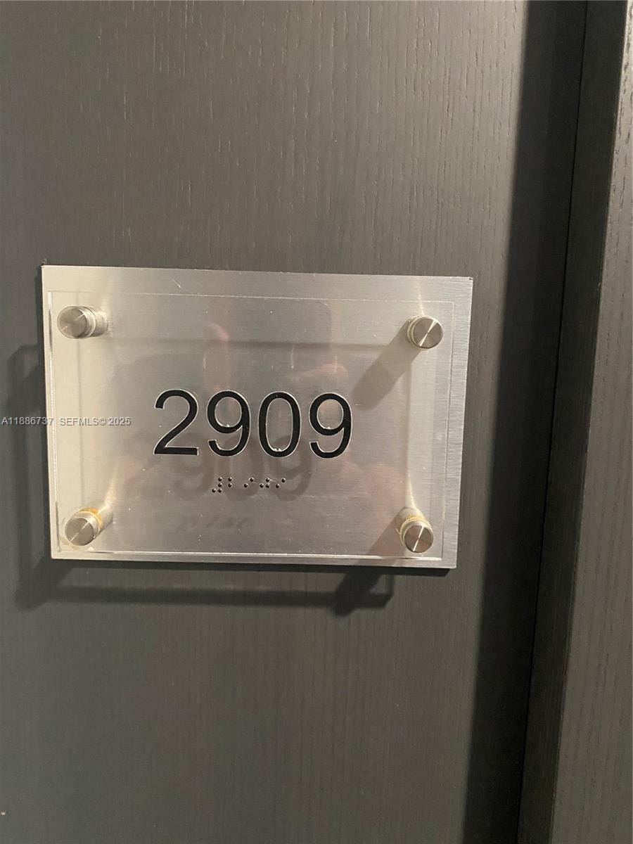 1800 S Ocean Drive 2909 — photo 2