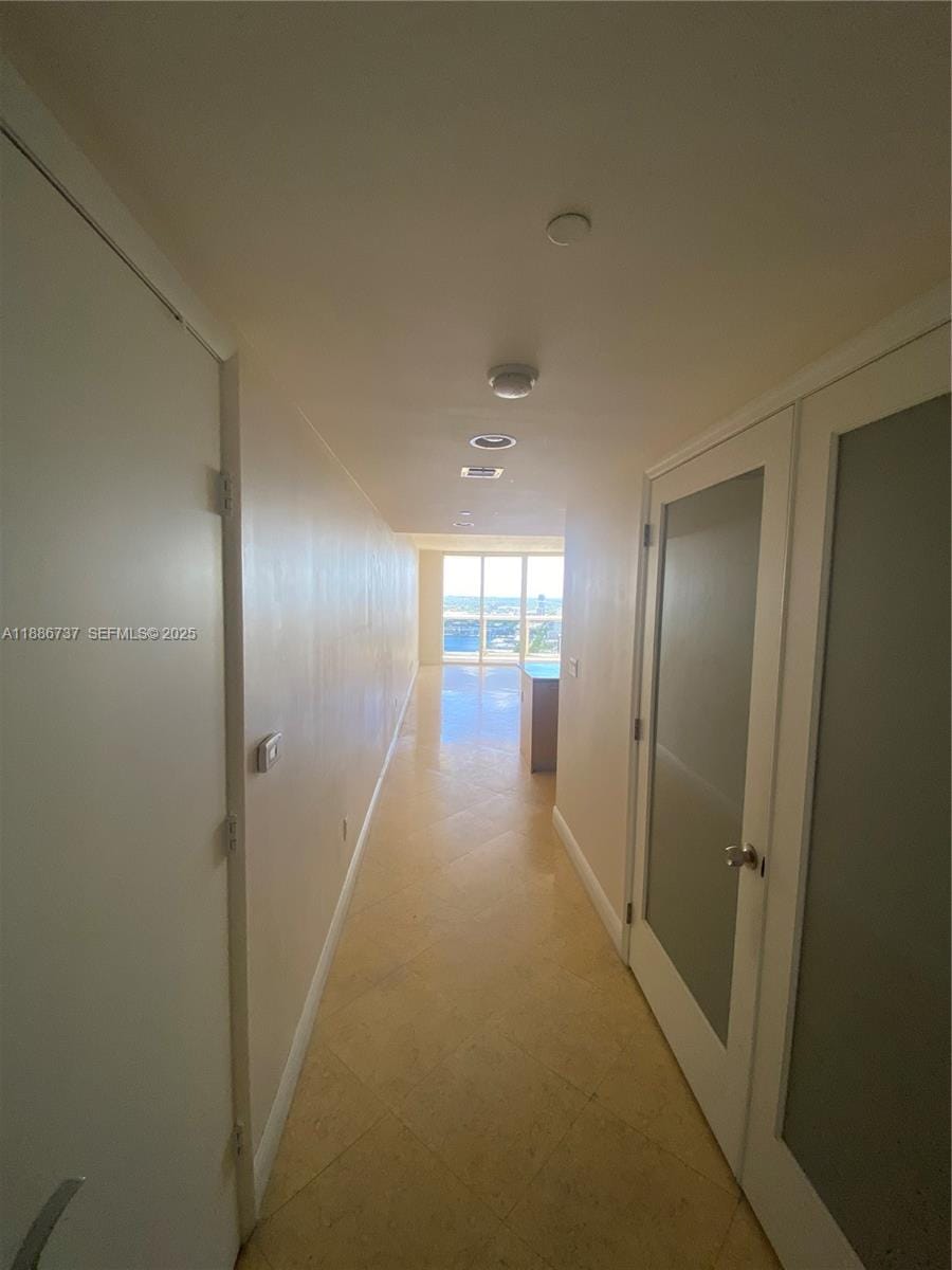 1800 S Ocean Drive 2909 — photo 3