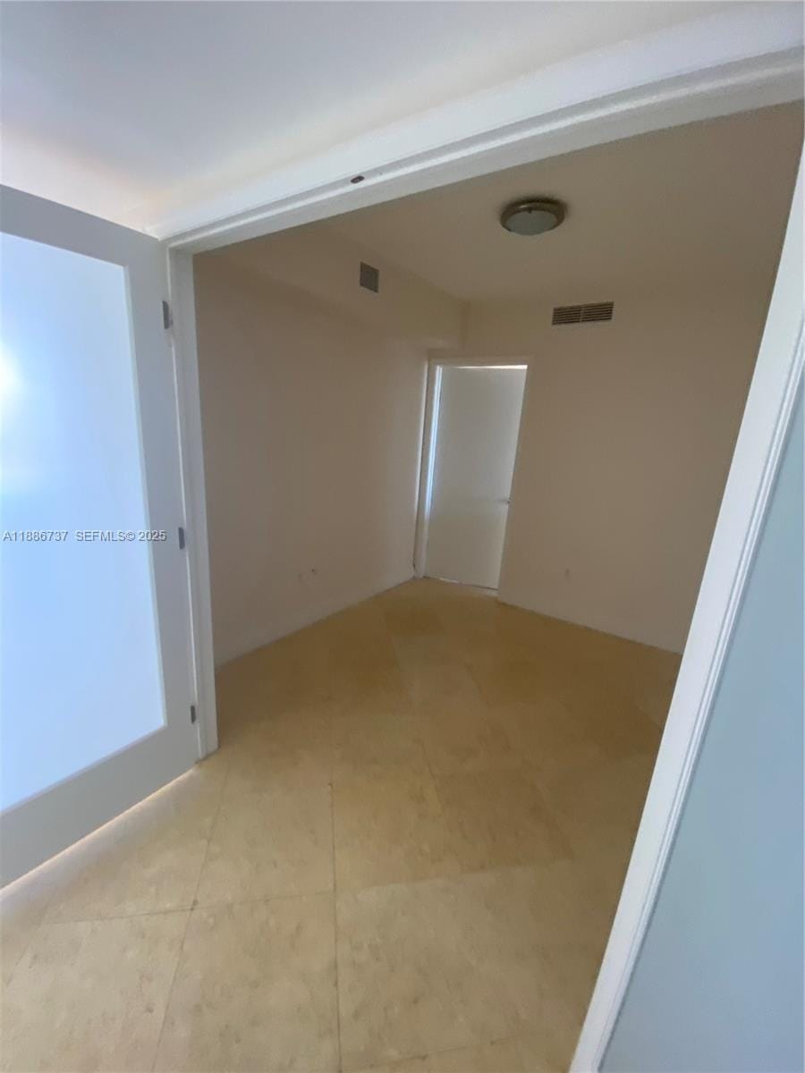1800 S Ocean Drive 2909 — photo 4