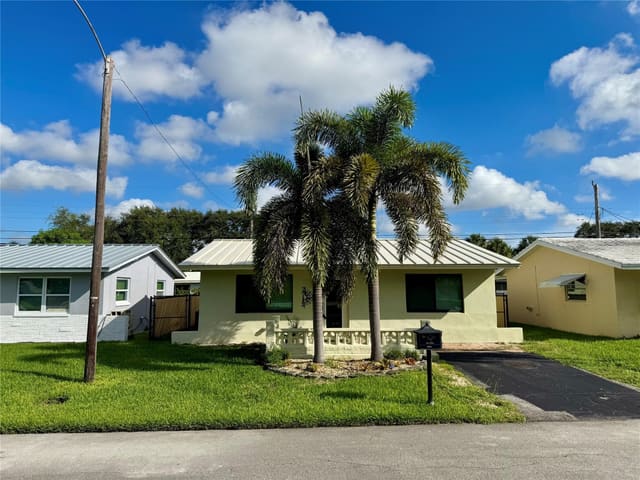 2713 NW 53rd Street, sold in Tamarac Lakes North 3rd S, Fort Lauderdale, FL
