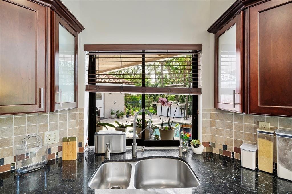 6351 NW 52nd Street, Coral Springs, FL 33067 photo 23
