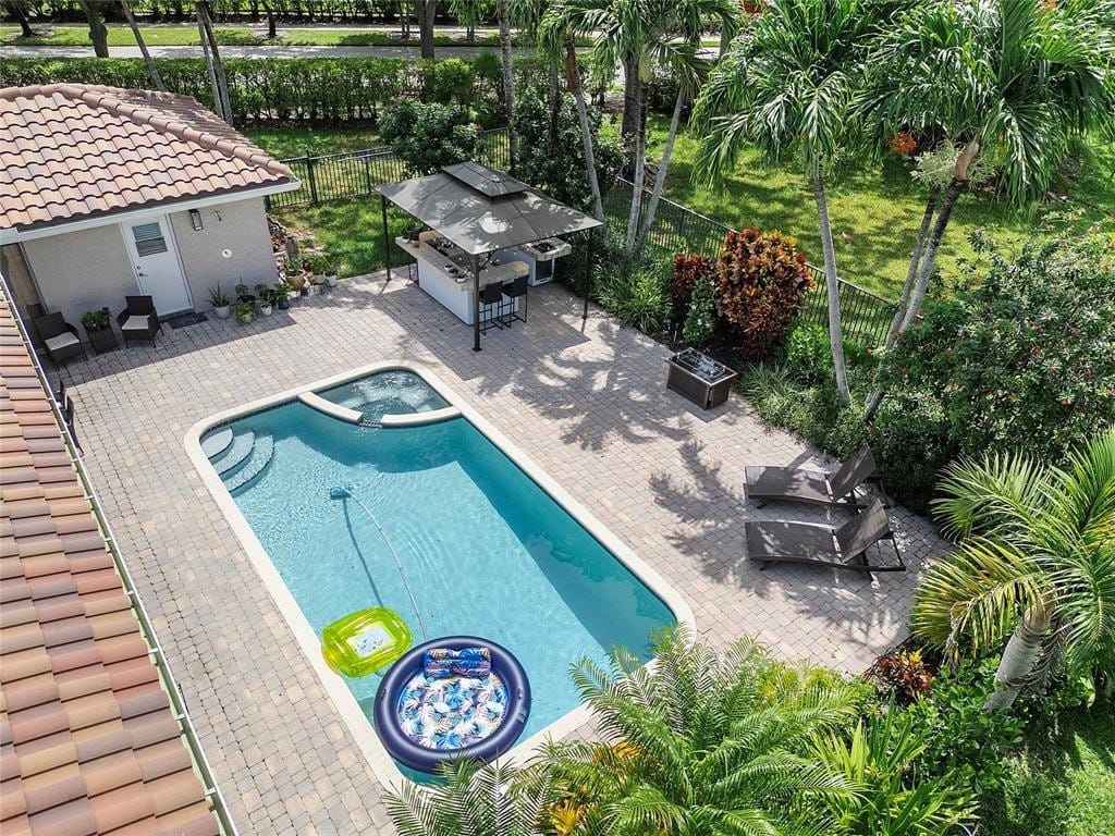6351 NW 52nd Street — photo 10