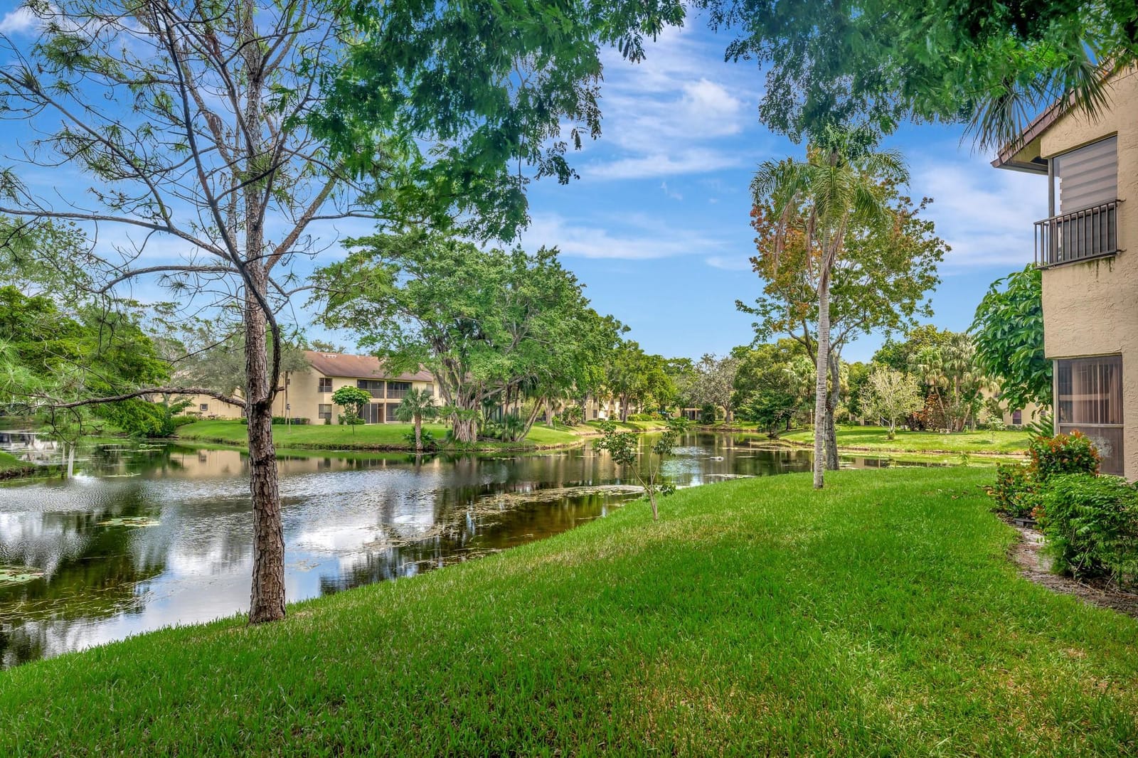3161 Carambola Circle 2381, Coconut Creek, FL 33066 photo 1