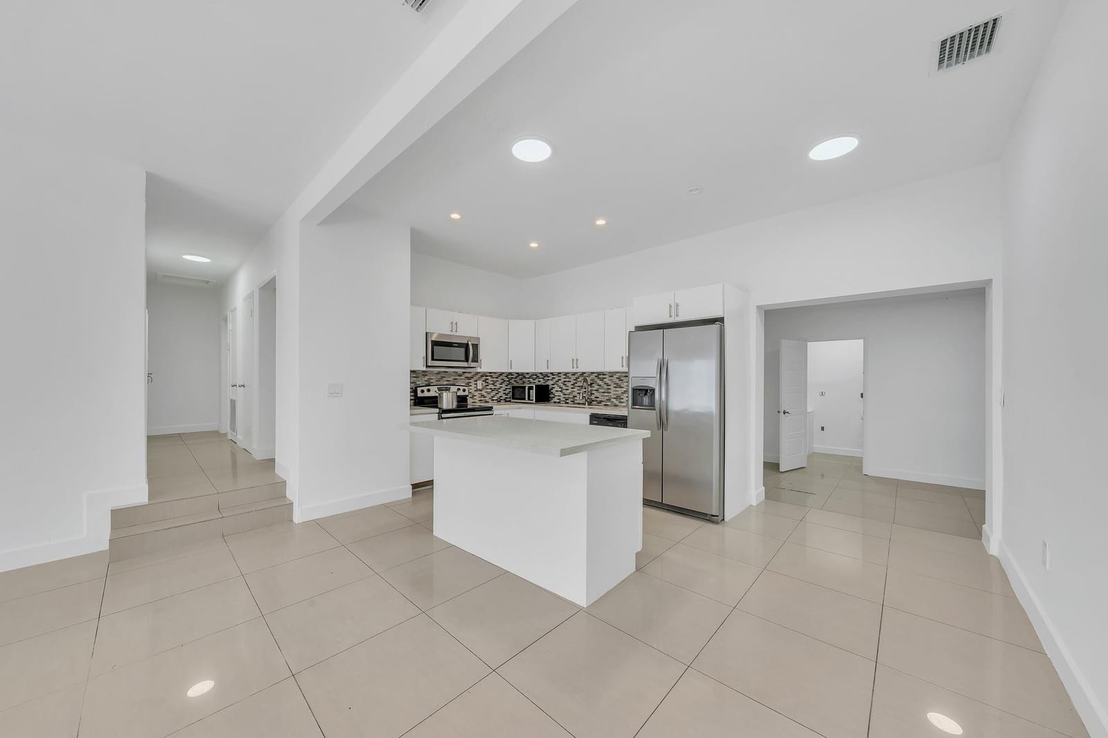 16010 NE 5th Avenue, Miami, FL 33162 photo 11