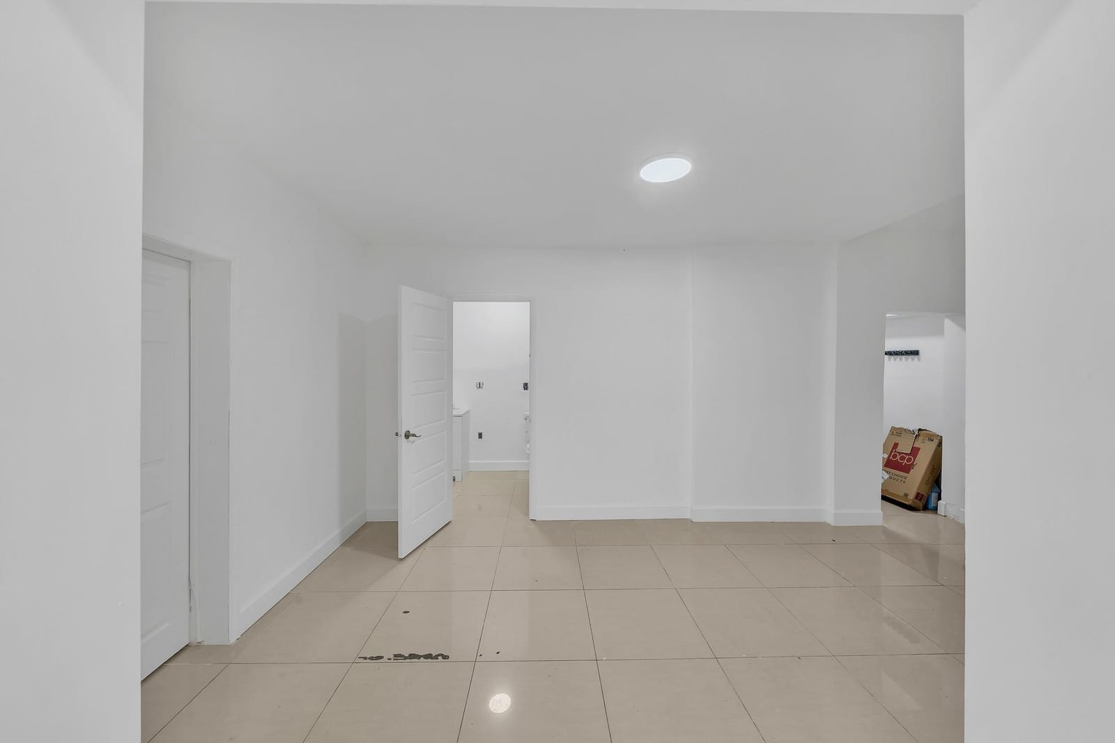 16010 NE 5th Avenue, Miami, FL 33162 photo 25
