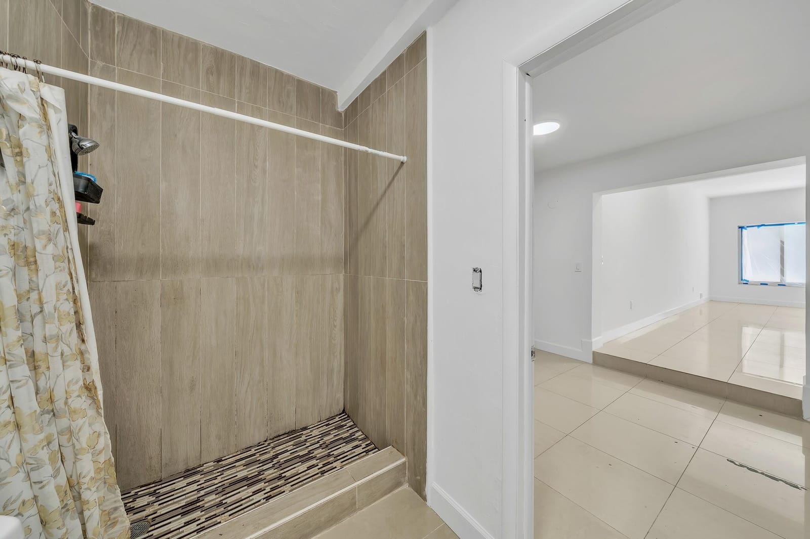 16010 NE 5th Avenue, Miami, FL 33162 photo 30