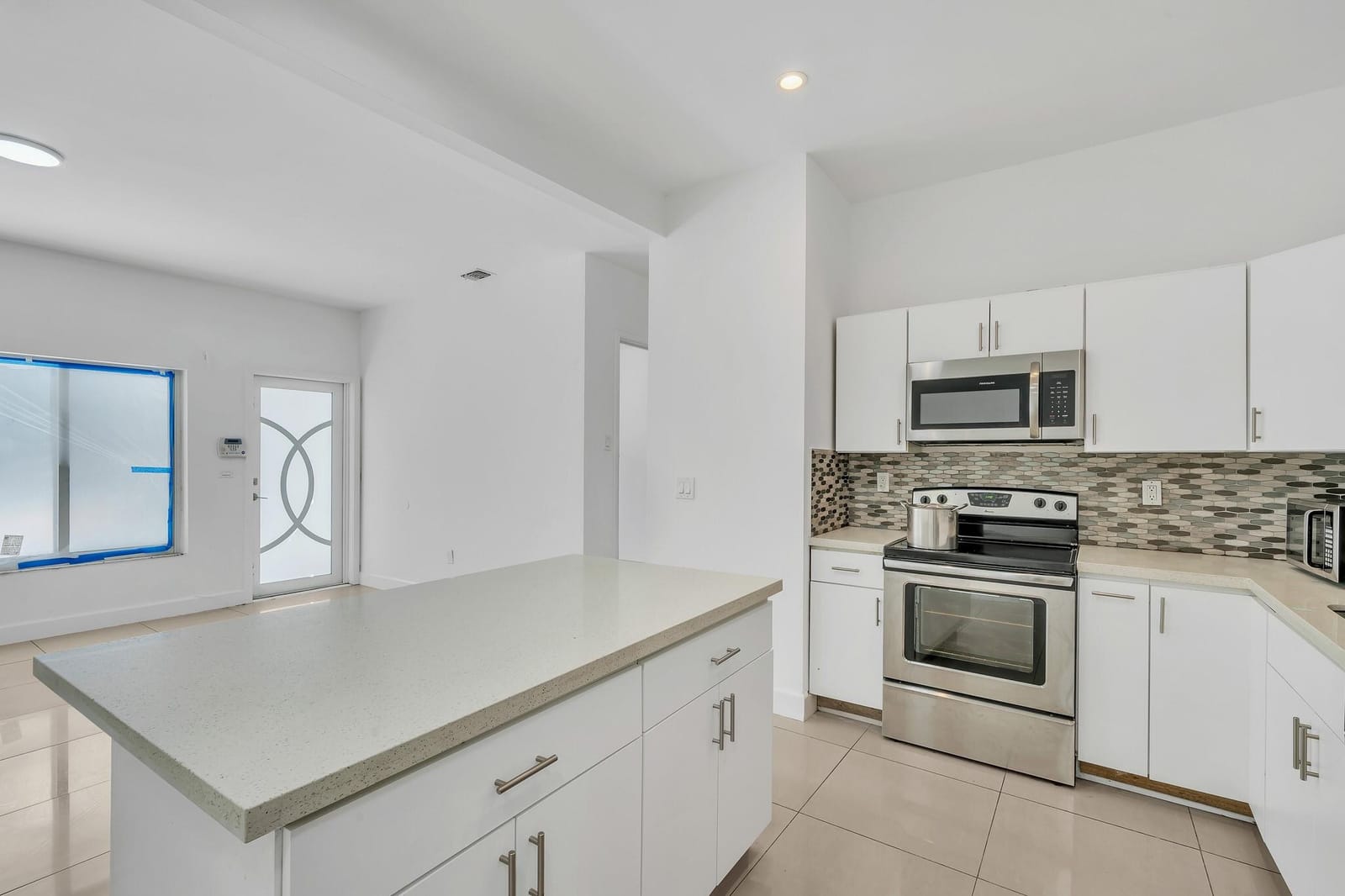 16010 NE 5th Avenue, Miami, FL 33162 photo 5