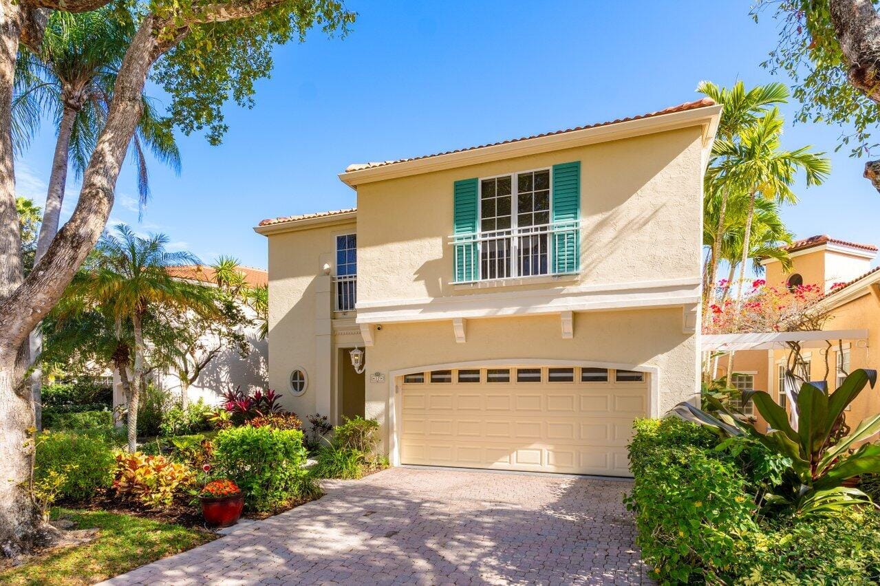 17 Via Aurelia, Palm Beach Gardens, FL 33418 photo 2