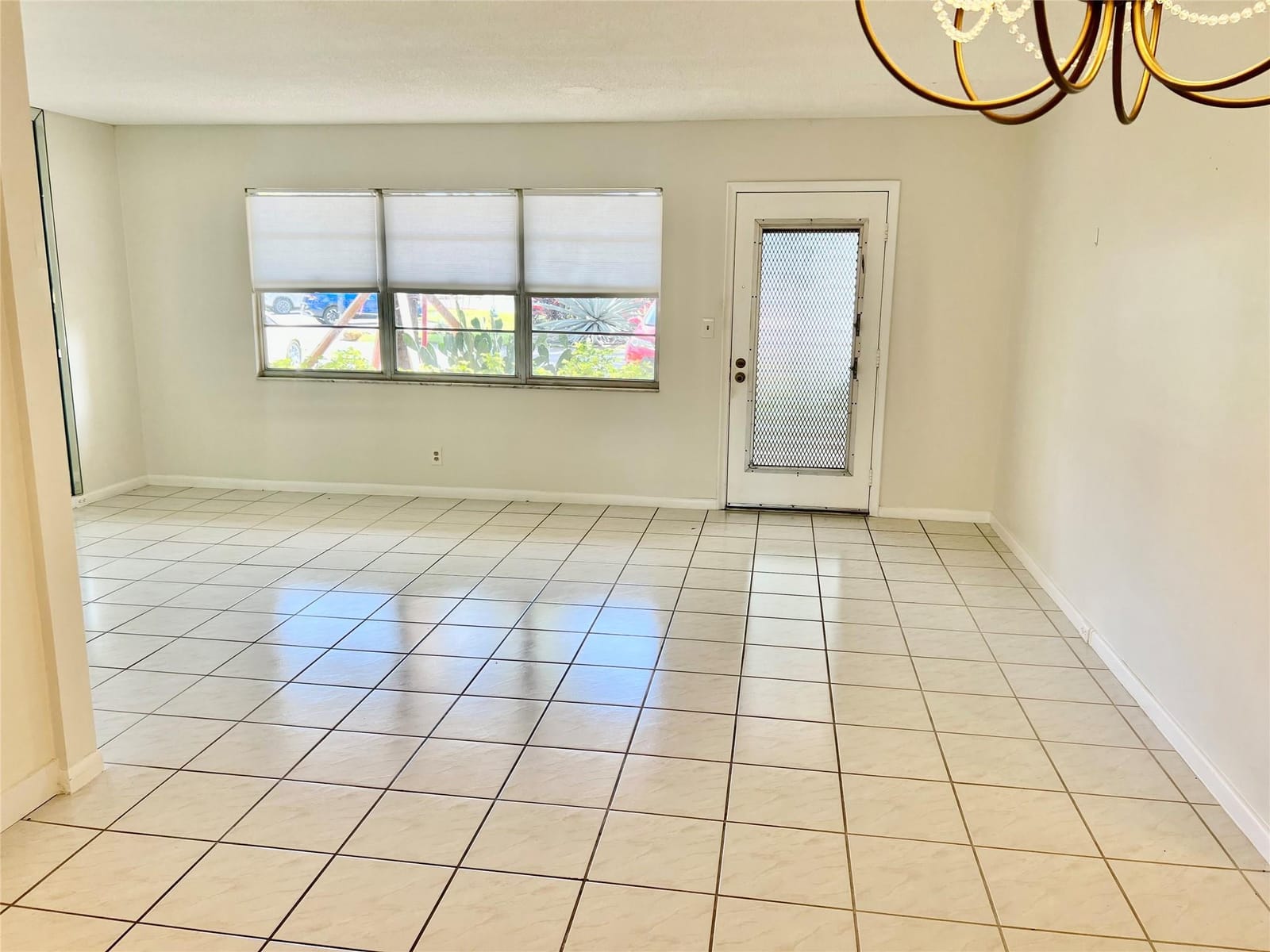 4302 Martinique H1 — photo 8