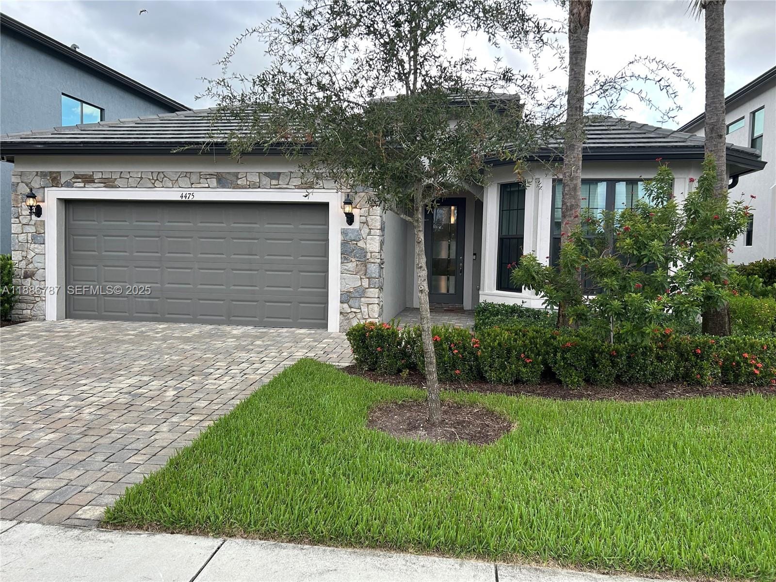 4475 S Silverwood S Lane, Oakland Park, FL 33309