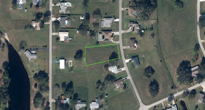 424 Cherry Tree Drive, Sebring, FL 33876