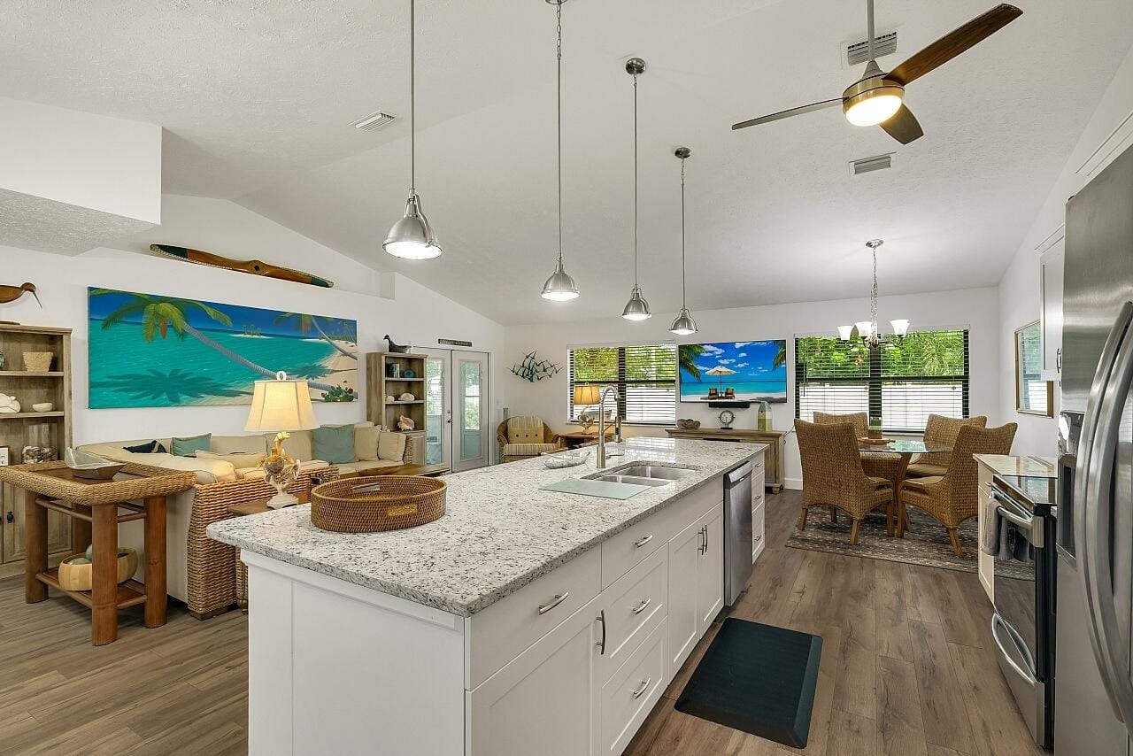 781 24th Square, Vero Beach, FL 32962 photo 6
