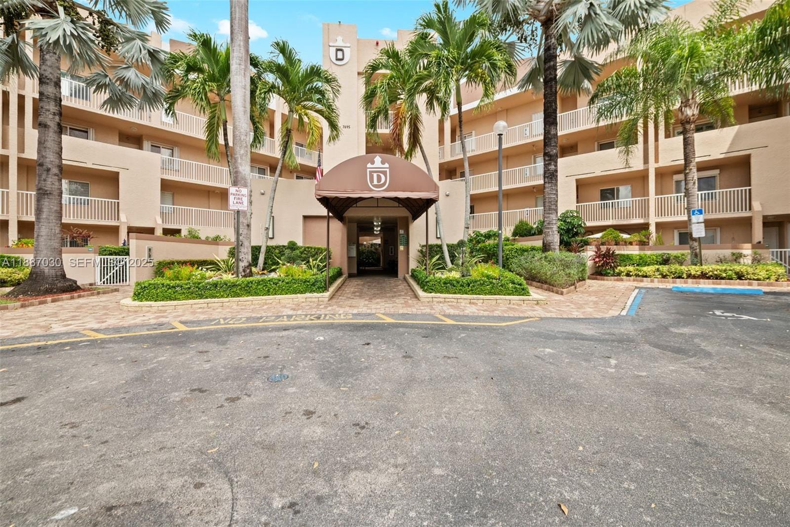 7675 Granville Drive 402, Tamarac, FL 33321