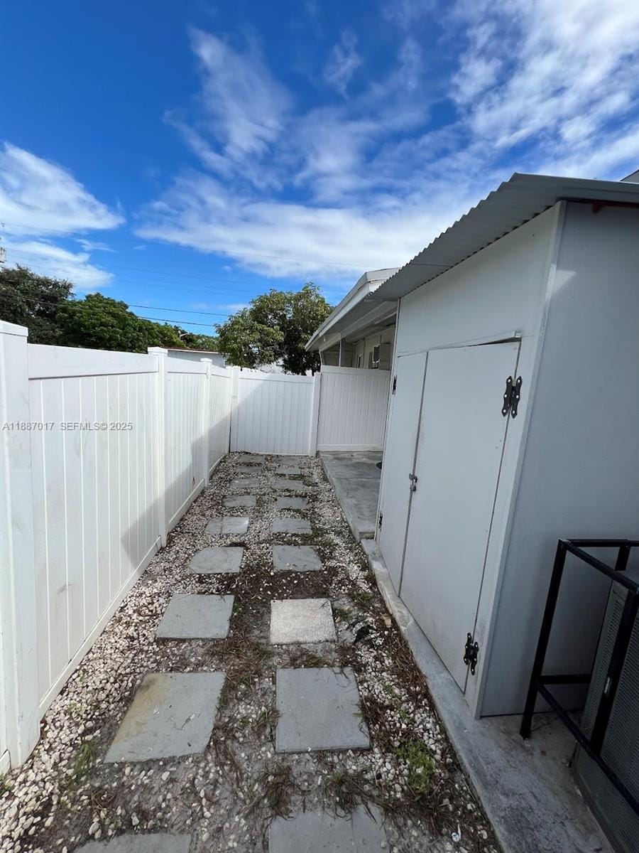 2209 NW 6th Street 1, Fort Lauderdale, FL 33311 photo 18
