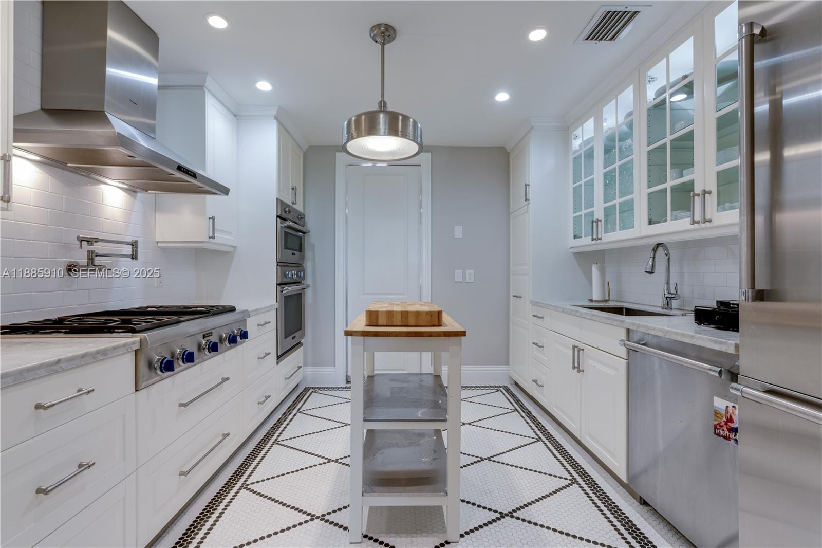 1133 Campo Sano Avenue 2 — photo 11