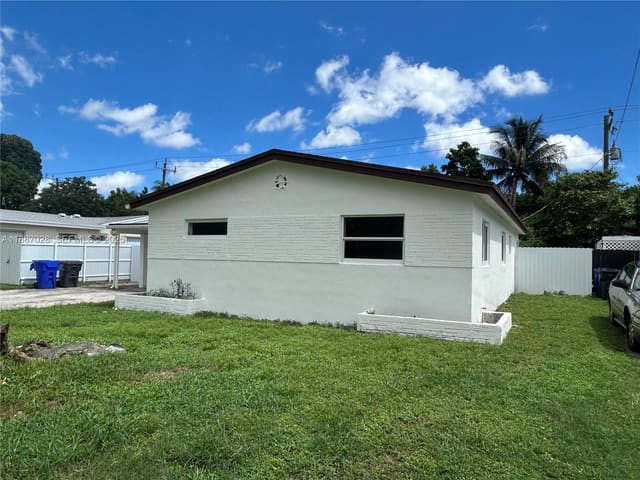 3601 N 66th Avenue, Hollywood, FL 33024