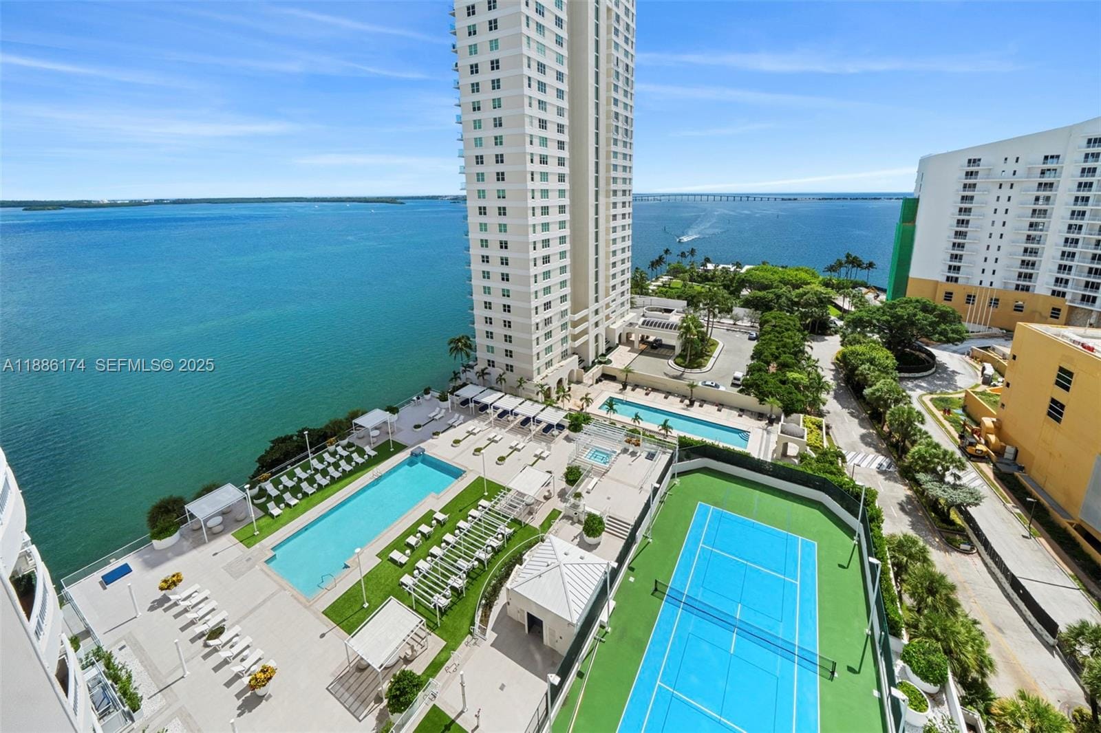 770 Claughton Island Drive 1706, Miami, FL 33131 photo 1