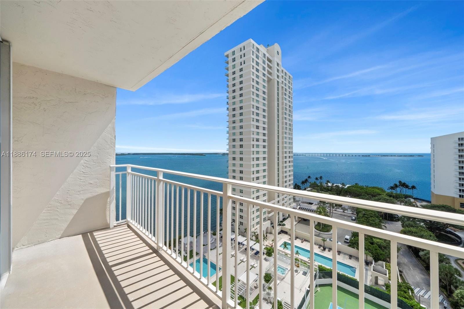 770 Claughton Island Drive 1706, Miami, FL 33131 photo 12