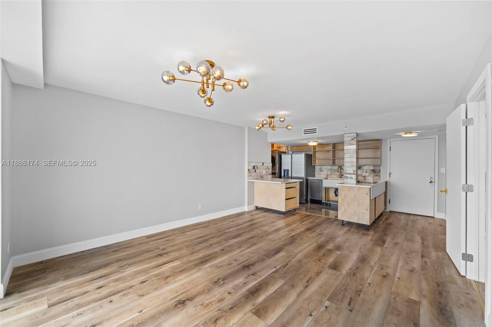 770 Claughton Island Drive 1706, Miami, FL 33131 photo 4