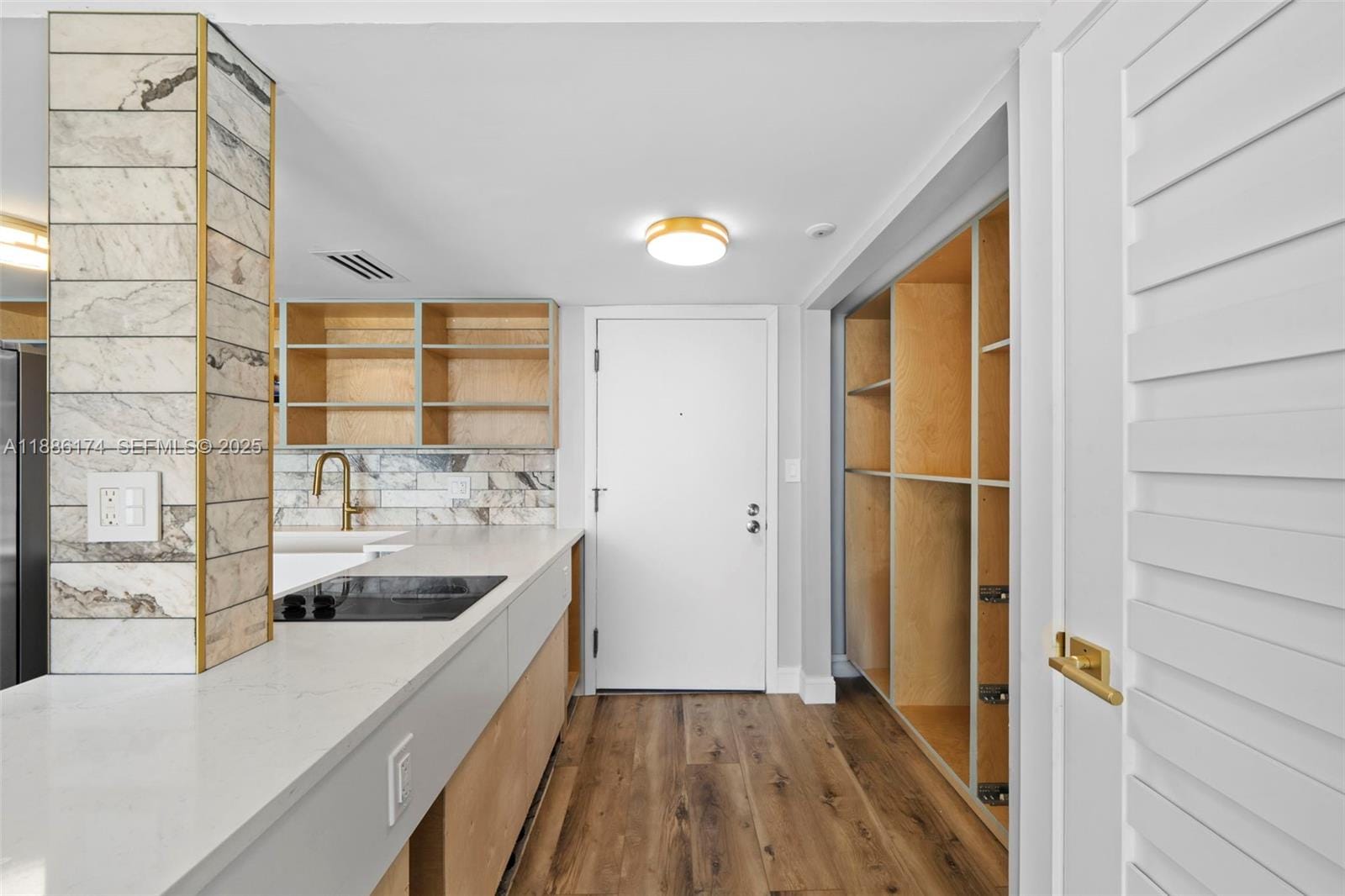 770 Claughton Island Drive 1706, Miami, FL 33131 photo 7