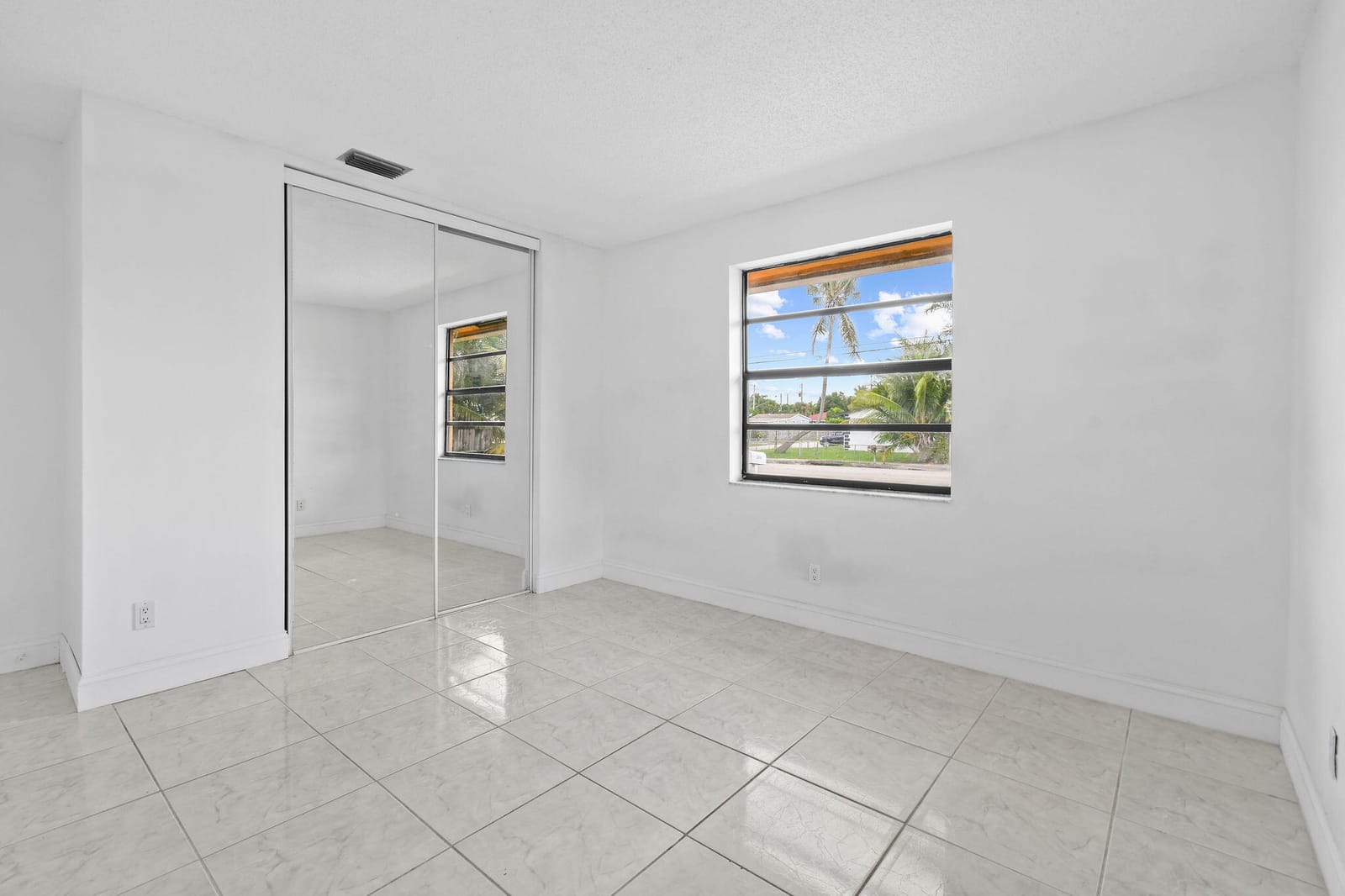 2634 Summit Boulevard, West Palm Beach, FL 33406 photo 26