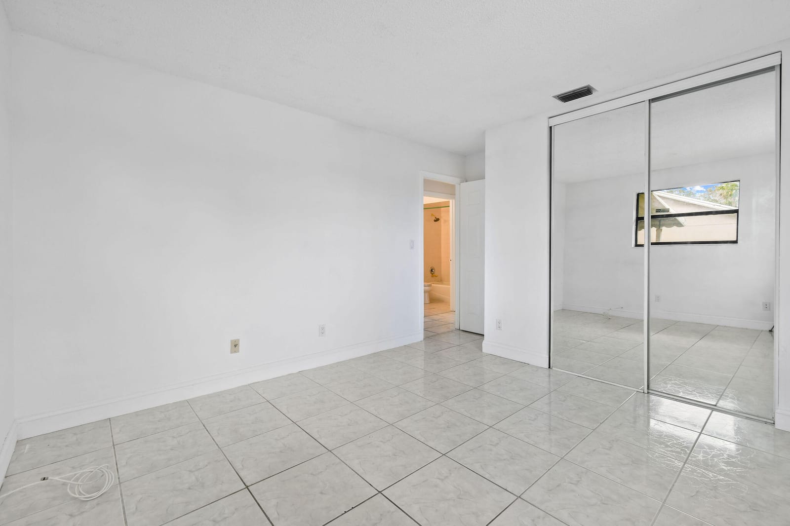 2634 Summit Boulevard, West Palm Beach, FL 33406 photo 27