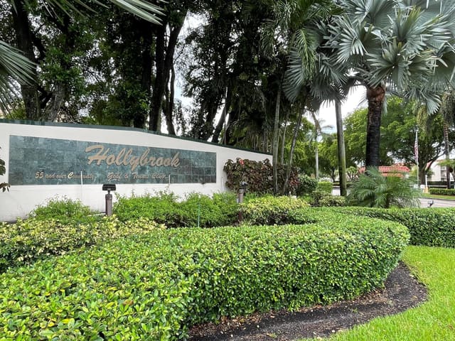 361 S Hollybrook Drive 103, Pembroke Pines, FL 33025