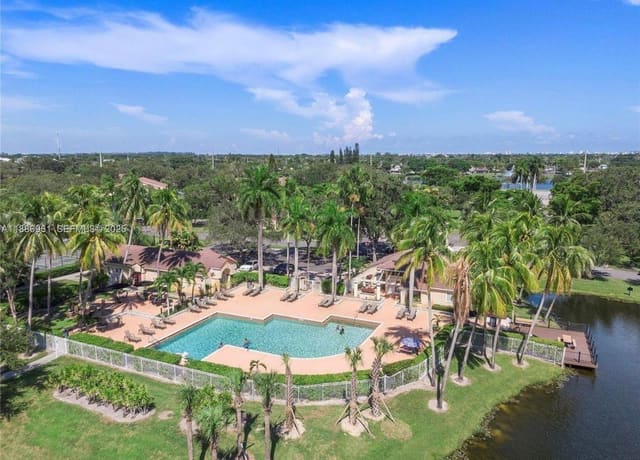 711 Lyons Road 14107, Coconut Creek, FL 33063