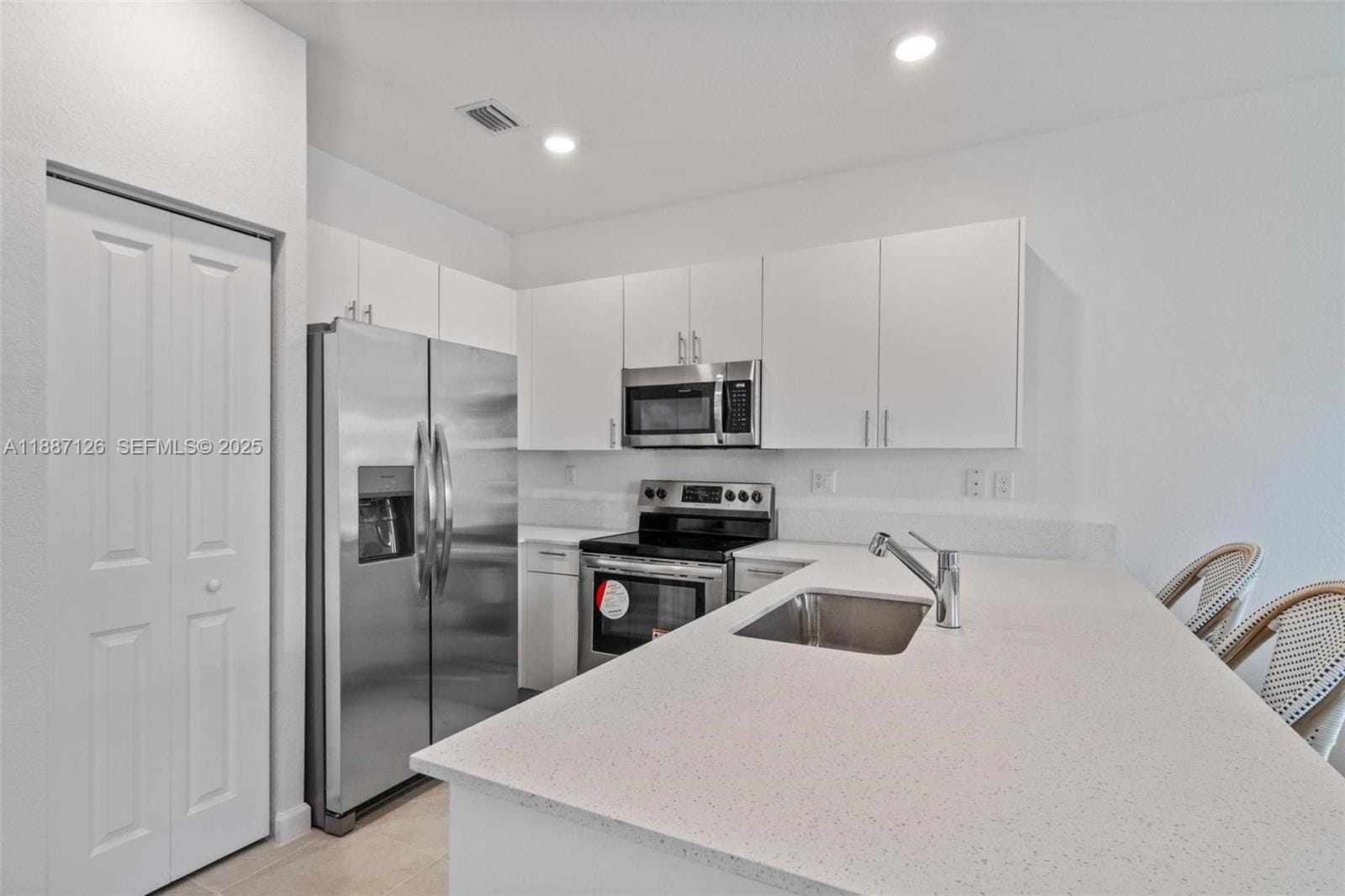 541 NW 204th Street, Miami Gardens, FL 33169 photo 16