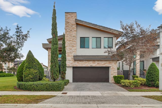 7669 NW 103rd Place, sold in Grand Bay South Estates, Doral, FL