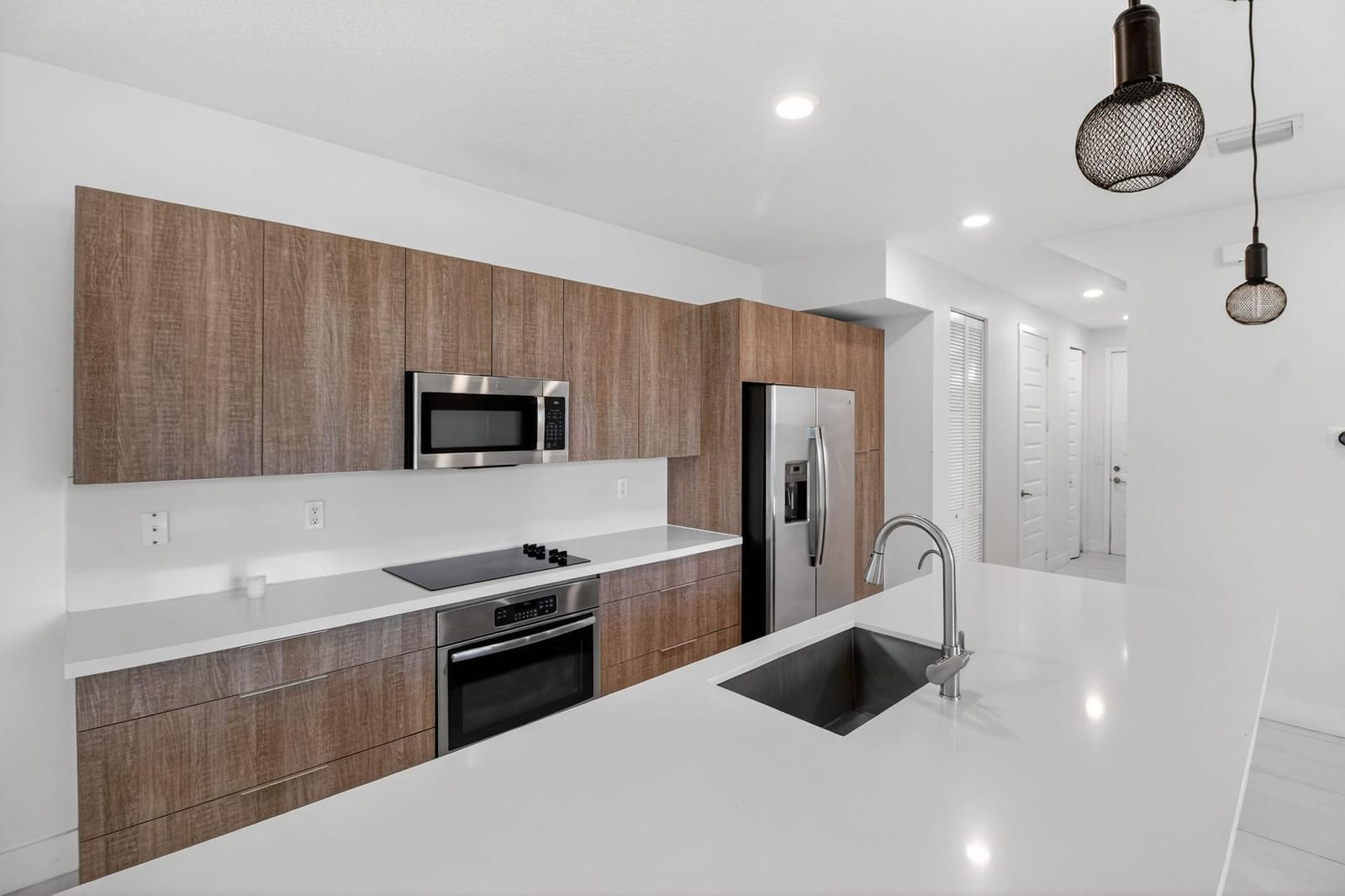 7669 NW 103rd Place, Doral, FL 33178 photo 12