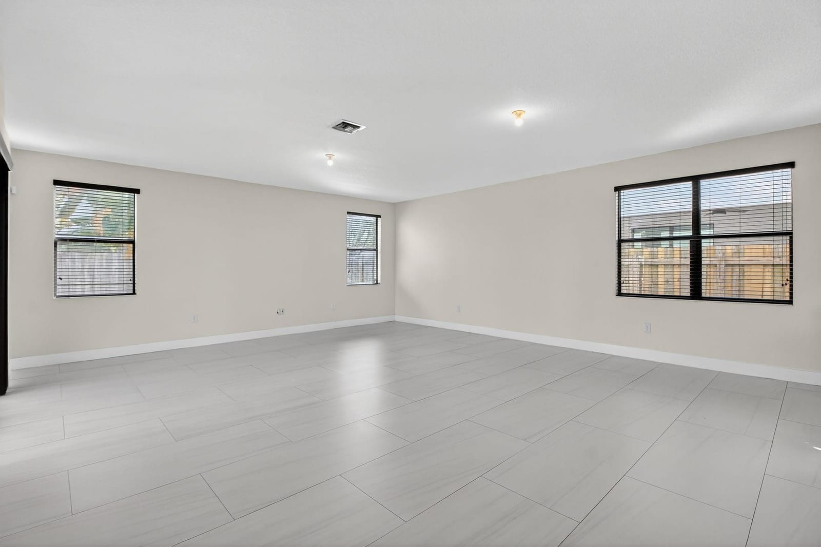 7669 NW 103rd Place, Doral, FL 33178 photo 13