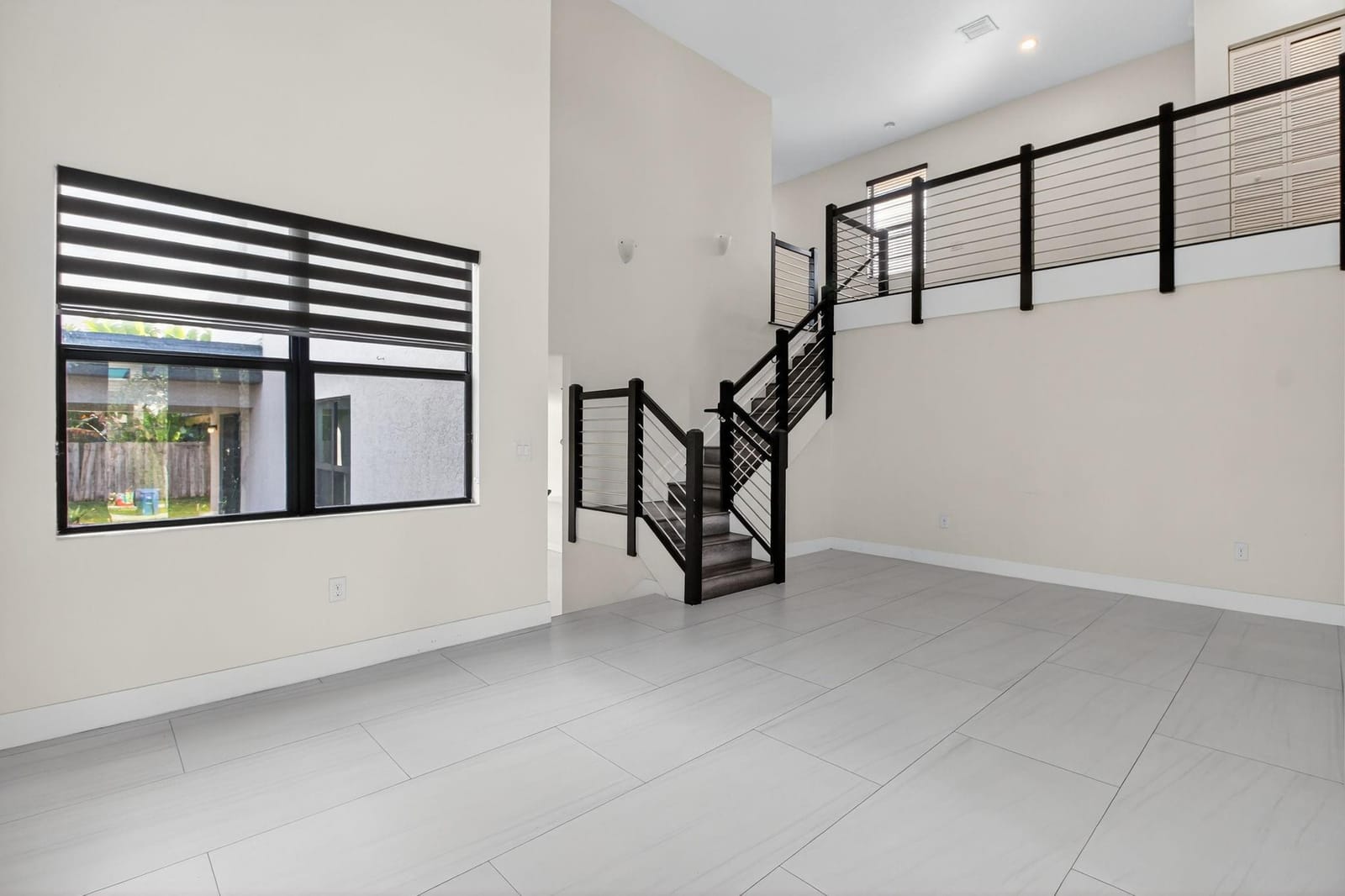 7669 NW 103rd Place, Doral, FL 33178 photo 6