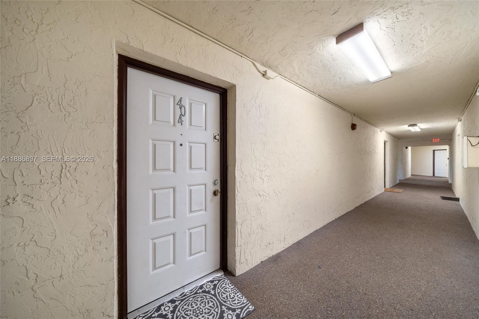 8005 Lake Drive 404 — photo 3
