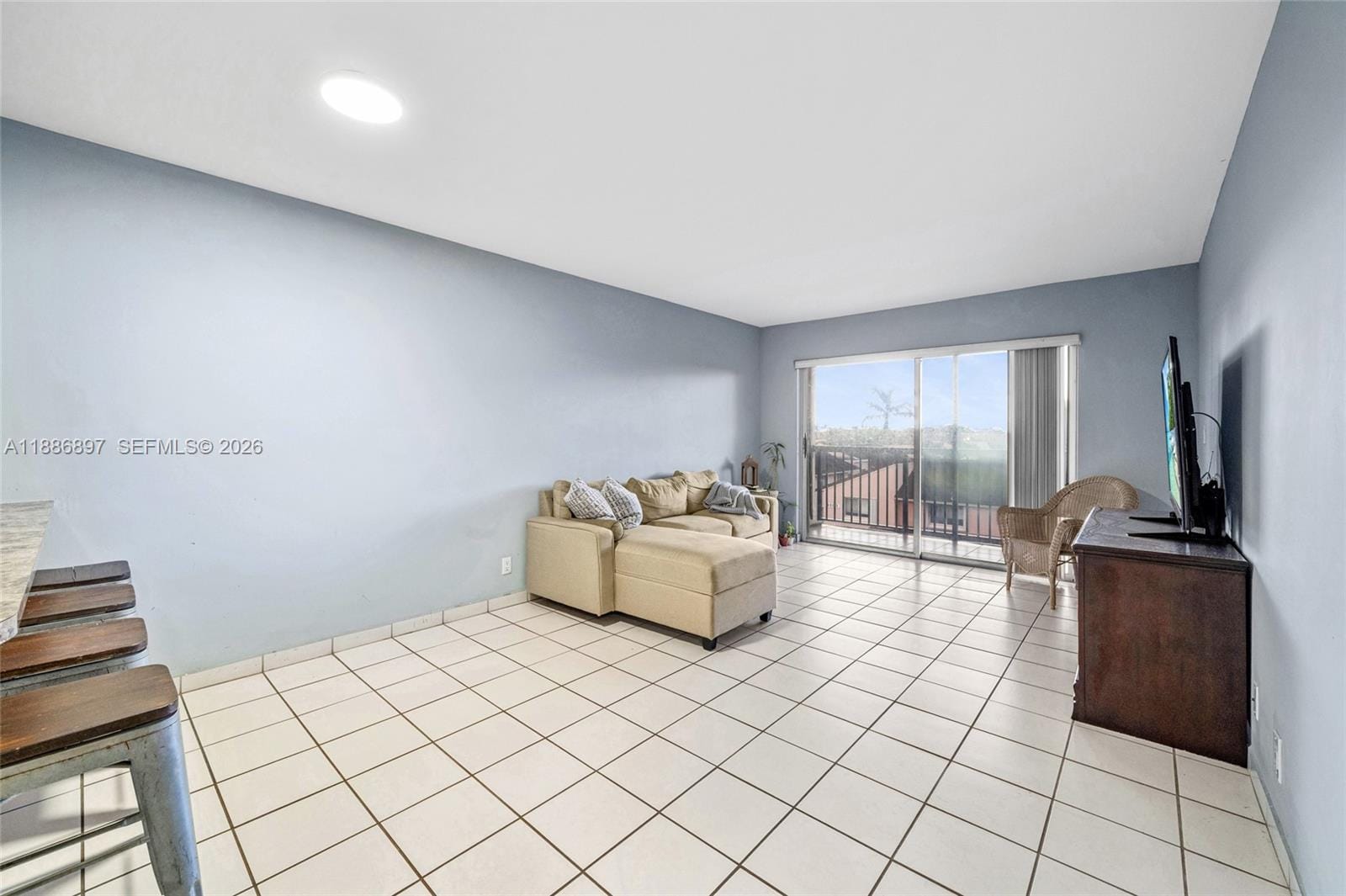 8005 Lake Drive 404 — photo 10