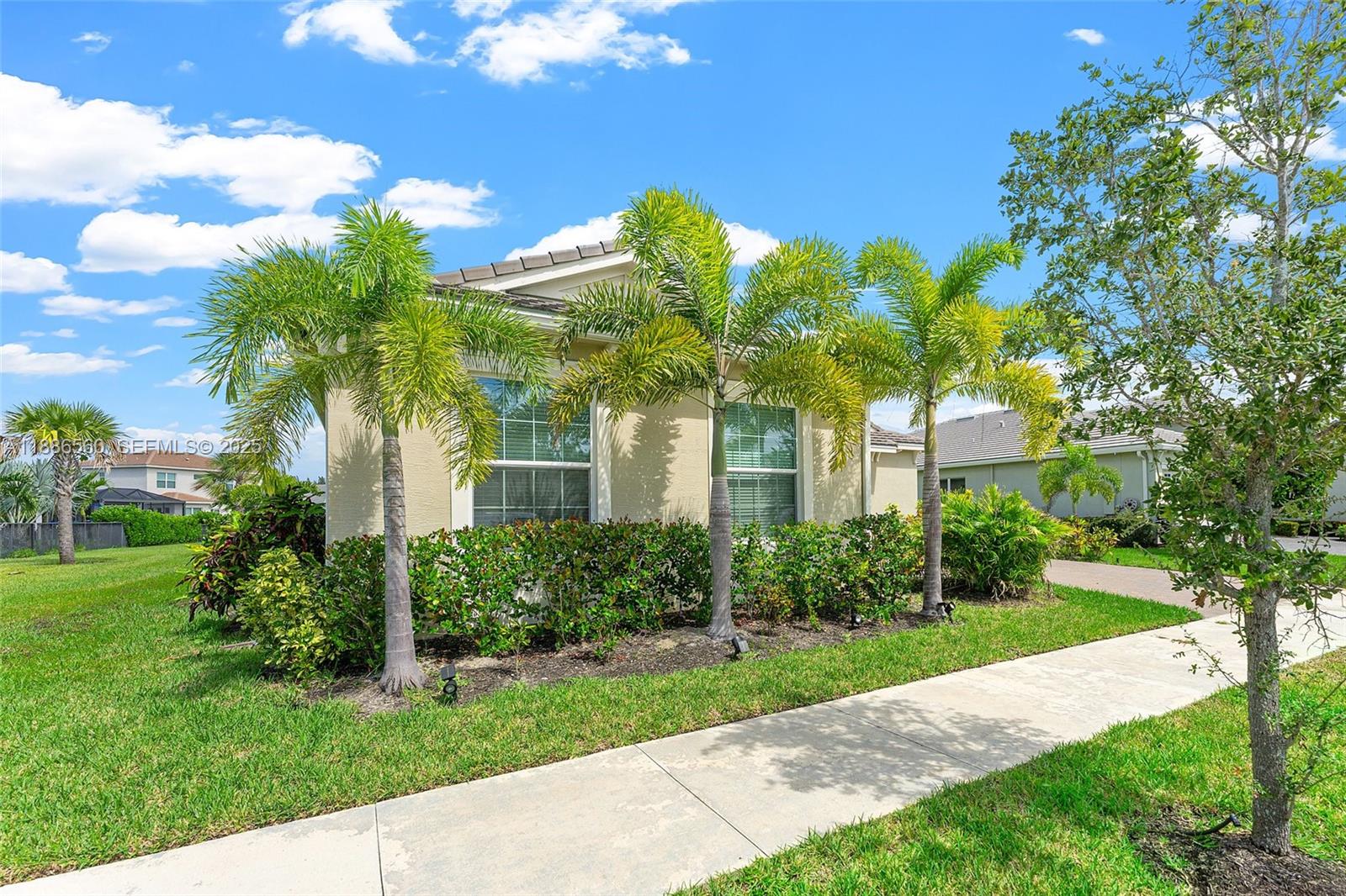 15901 Meadowlark Court — photo 3
